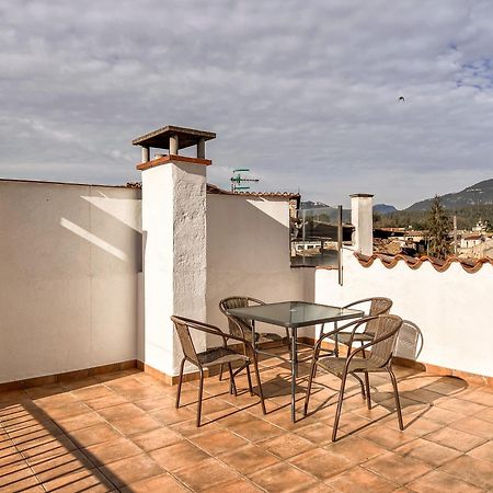 Ganganell Atic Apartamento Con Terraza En Besalu Bagian luar foto