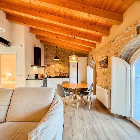 Ganganell Atic Apartamento Con Terraza En Besalu Bagian luar foto